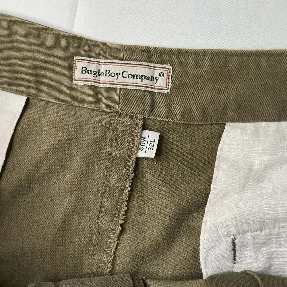 Bugle Boy Company Men's Olive Green Pleated Chino Pants 40x32